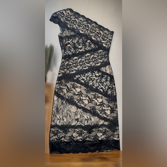 BRAND: Bebe size XS color black - Picture 8 of 12